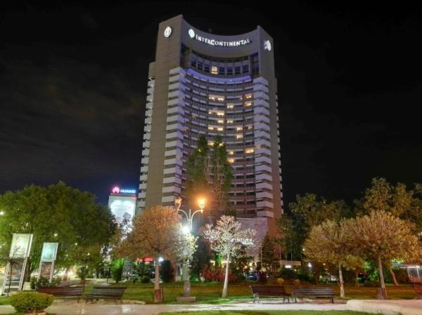 Apartment Vintage Ap Next To Grand Bucharest